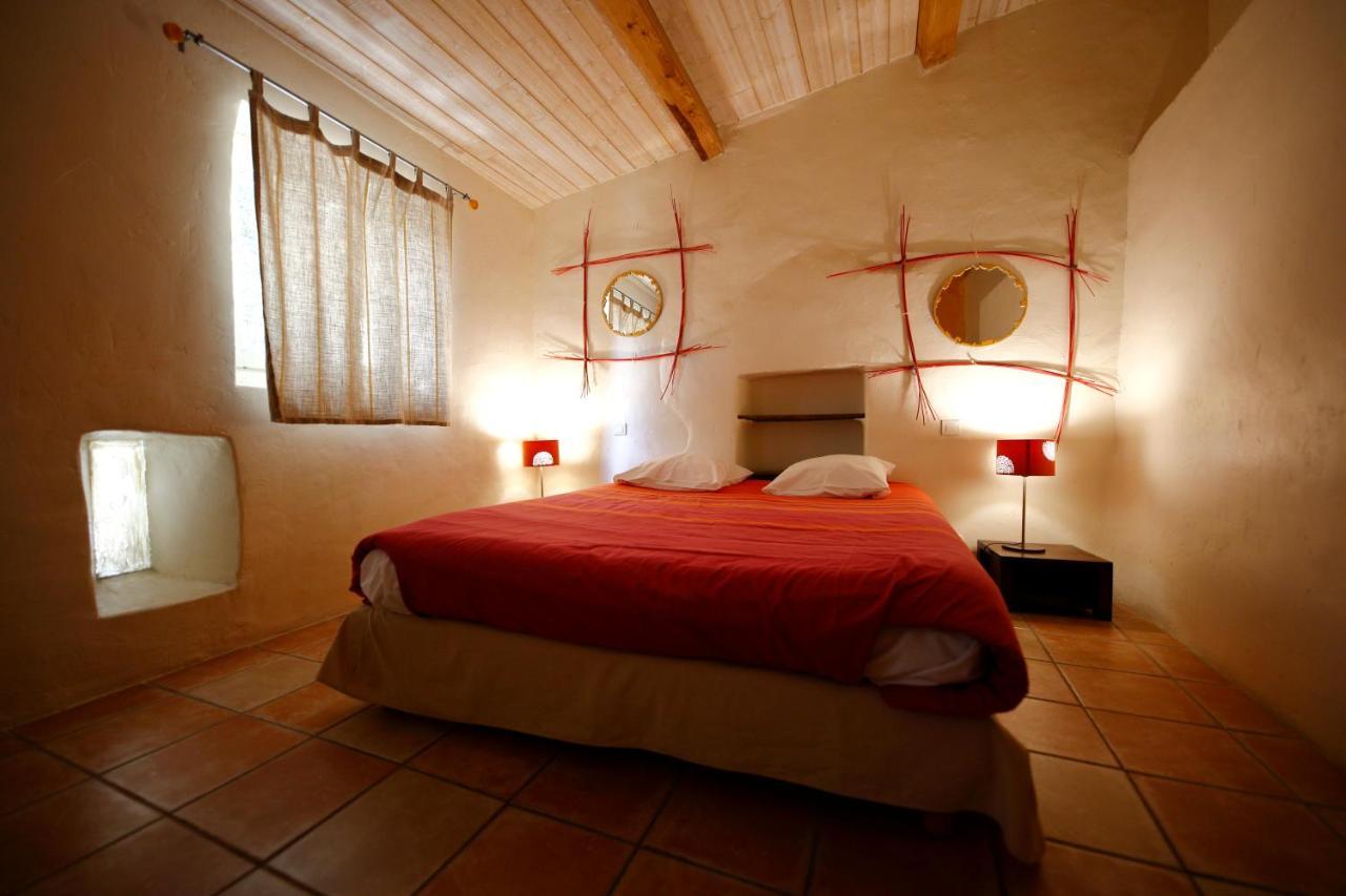 Bed and Breakfast Mas De Coulet Brissac Exterior foto
