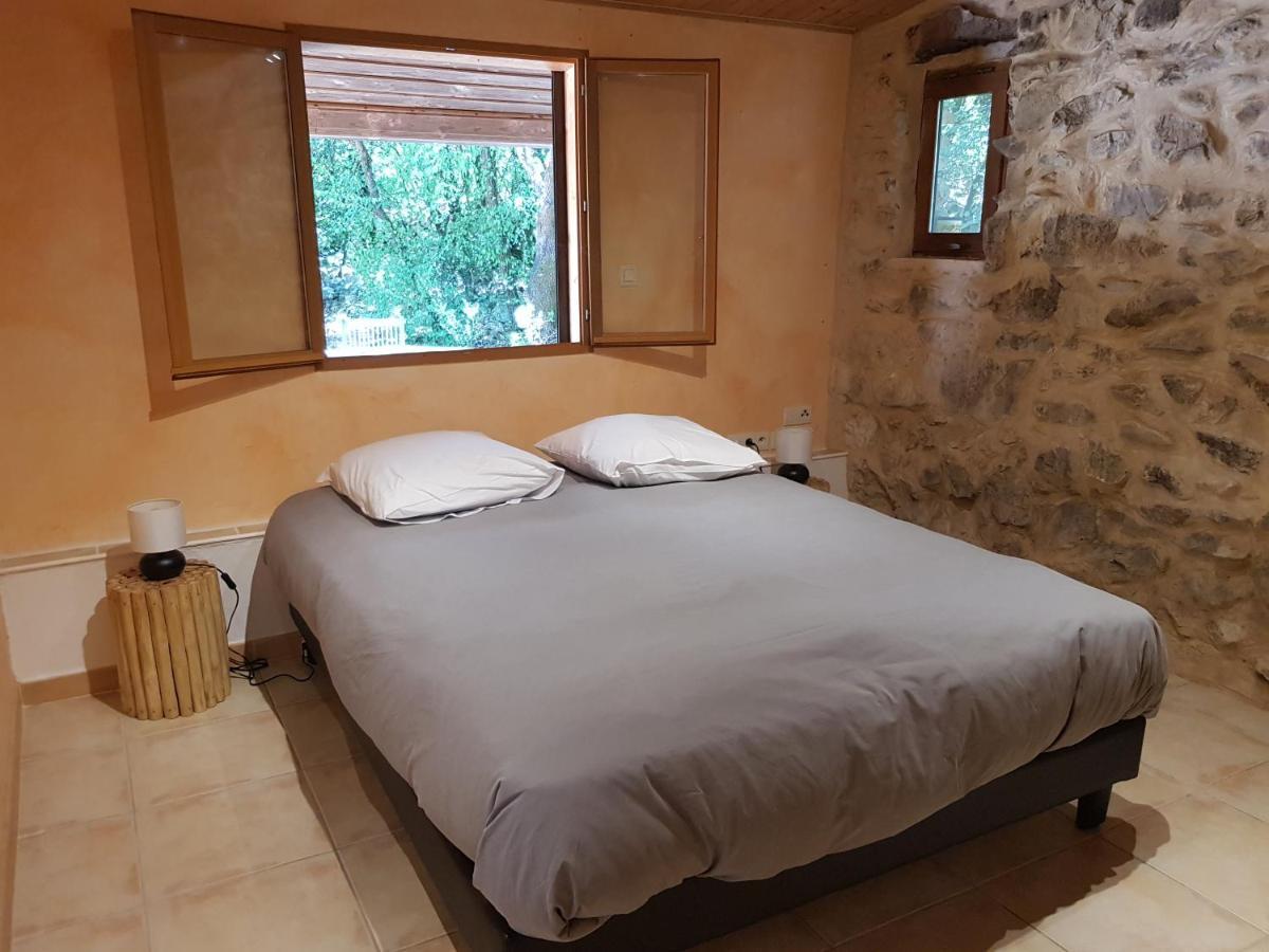 Bed and Breakfast Mas De Coulet Brissac Exterior foto