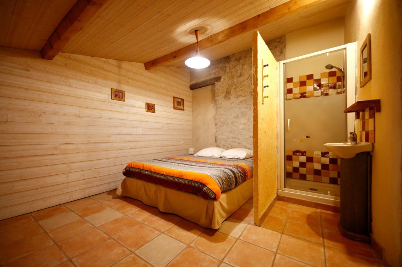 Bed and Breakfast Mas De Coulet Brissac Exterior foto
