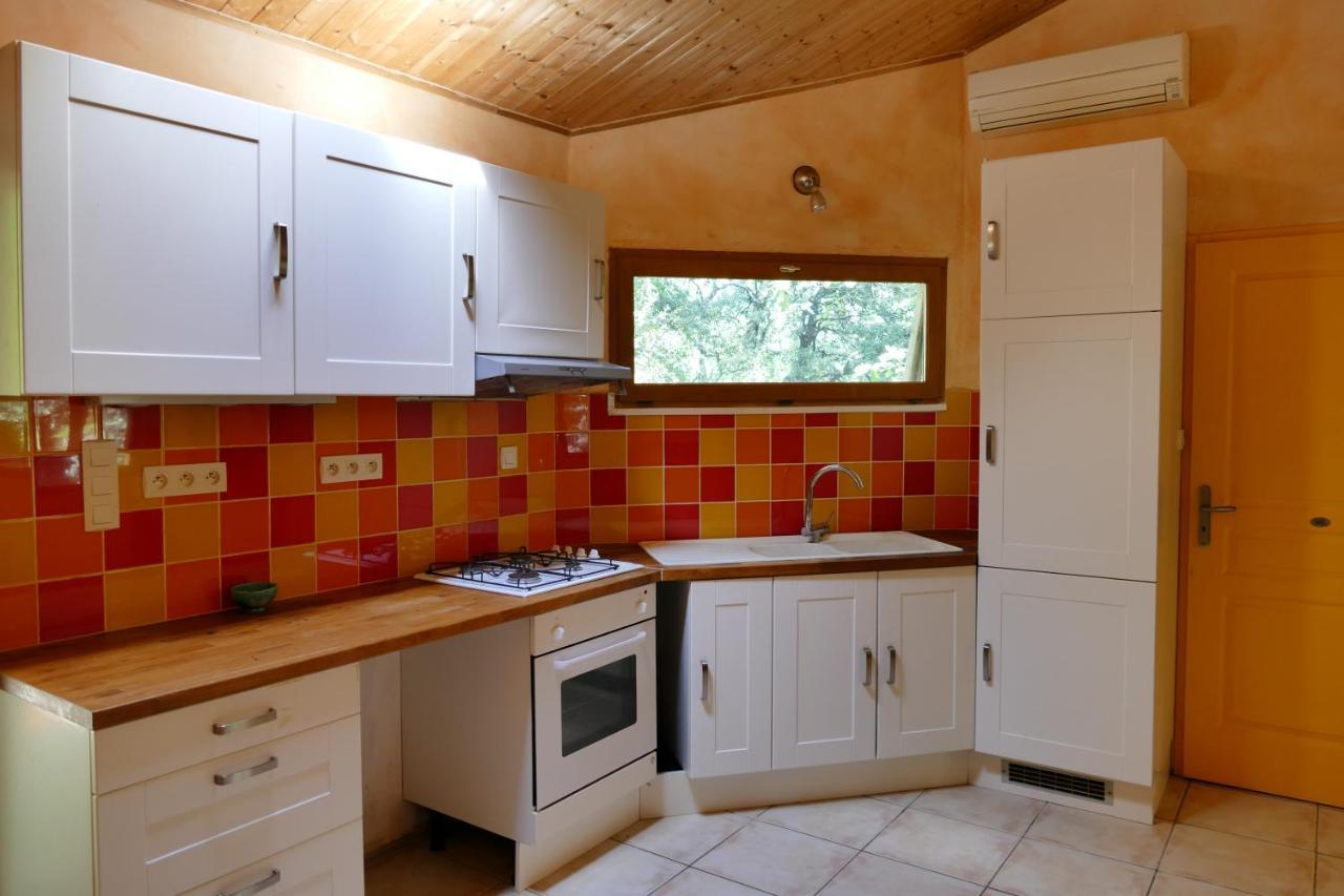Bed and Breakfast Mas De Coulet Brissac Exterior foto