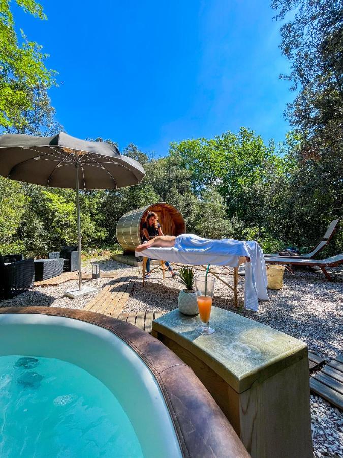 Bed and Breakfast Mas De Coulet Brissac Exterior foto